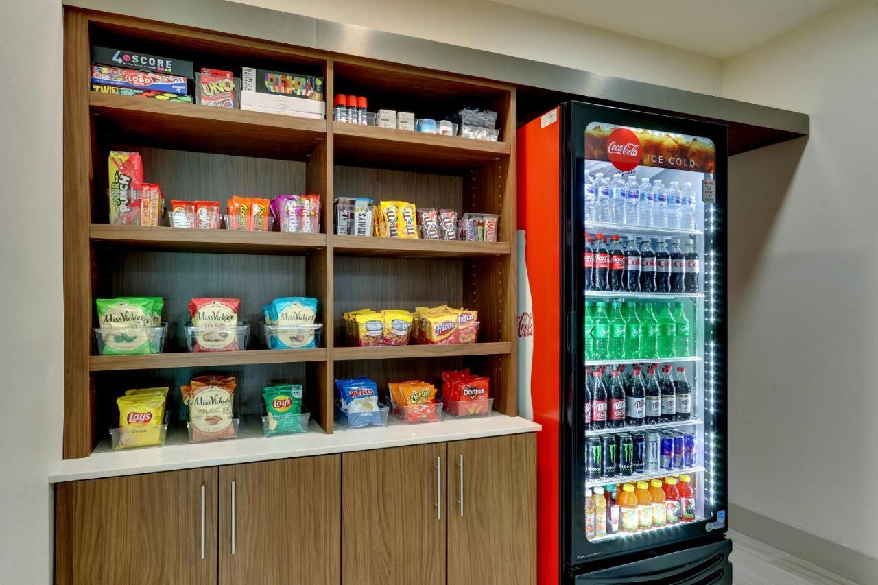 Holiday Inn Express & Suites Waxahachie By Ihg Exteriör bild