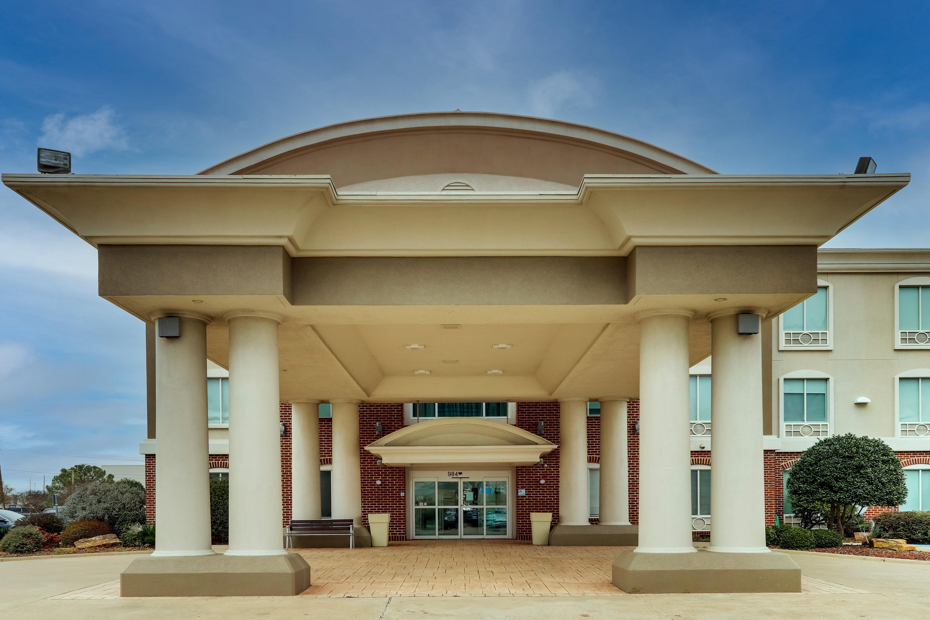 Holiday Inn Express & Suites Waxahachie By Ihg Exteriör bild