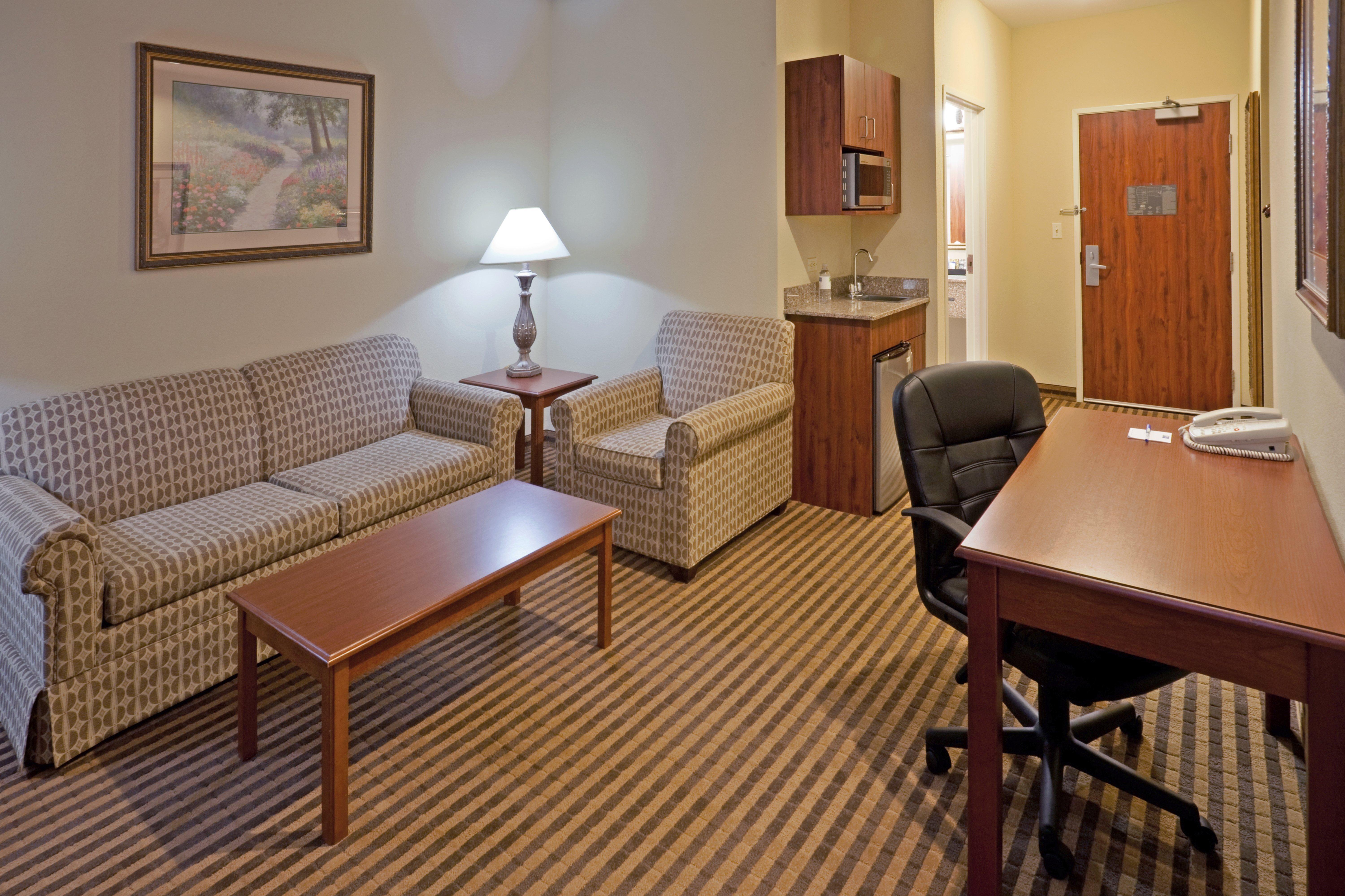 Holiday Inn Express & Suites Waxahachie By Ihg Exteriör bild