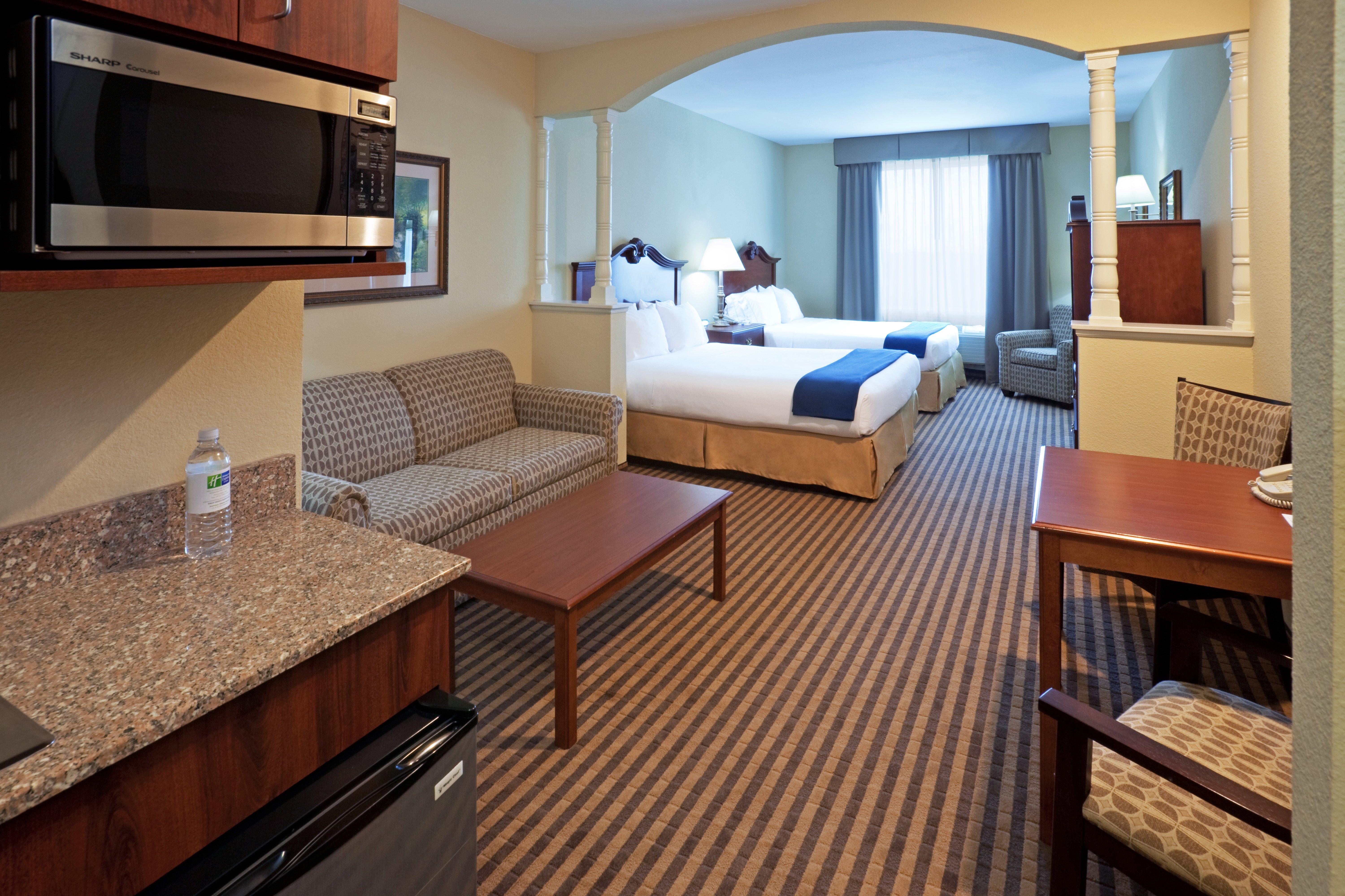 Holiday Inn Express & Suites Waxahachie By Ihg Exteriör bild