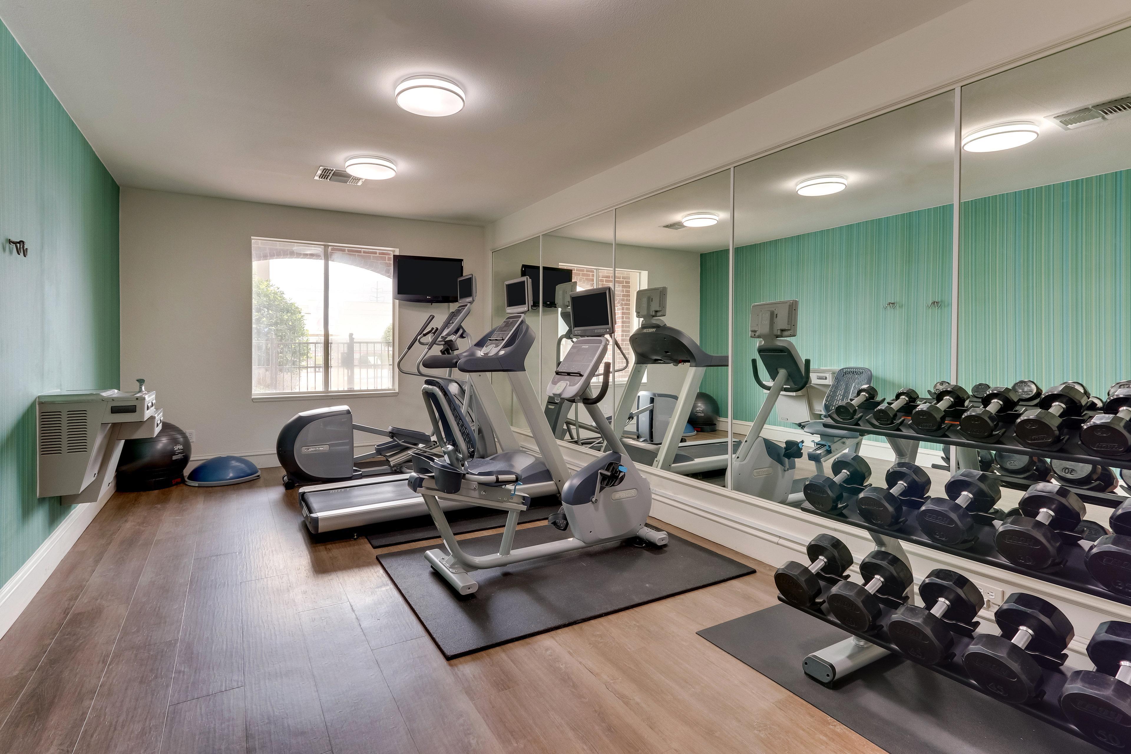 Holiday Inn Express & Suites Waxahachie By Ihg Exteriör bild