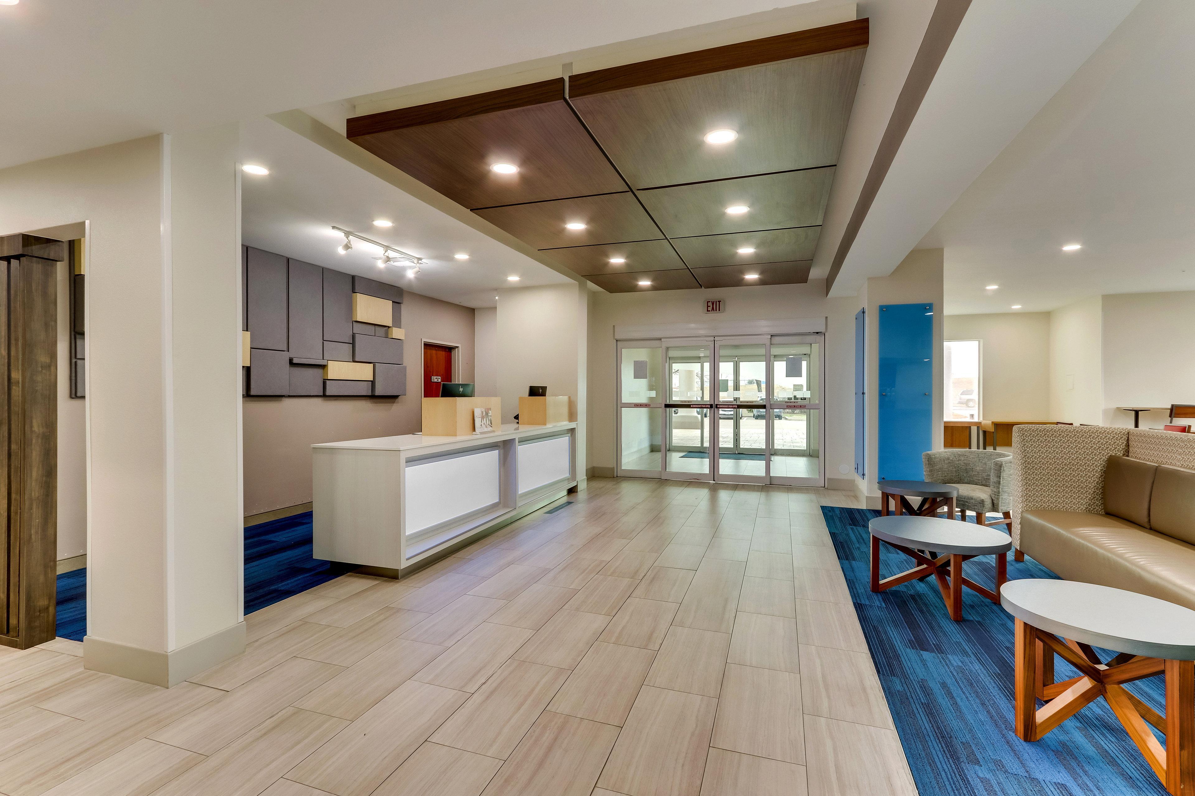Holiday Inn Express & Suites Waxahachie By Ihg Exteriör bild